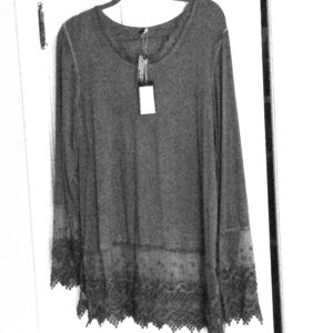 NWT Beautiful gray tunic